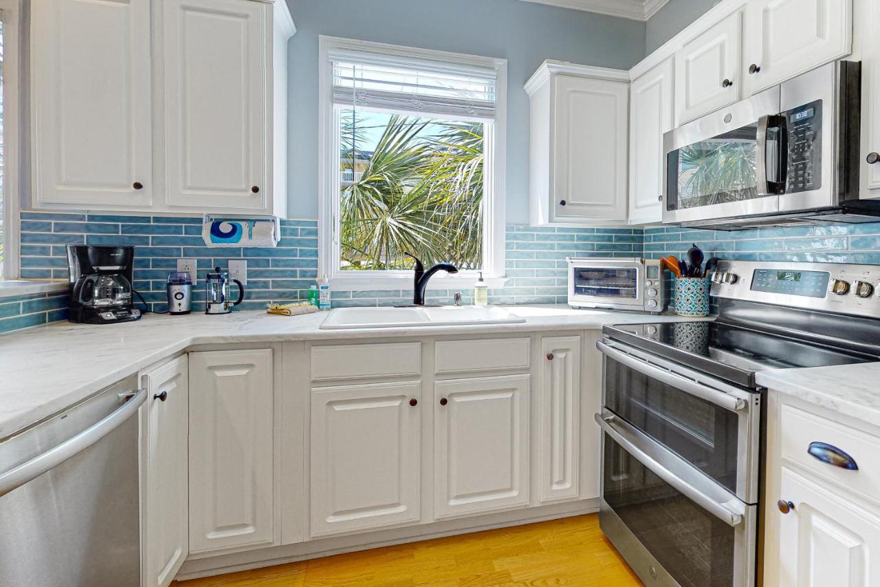 Cool Corner Apartment Folly Beach Exterior photo